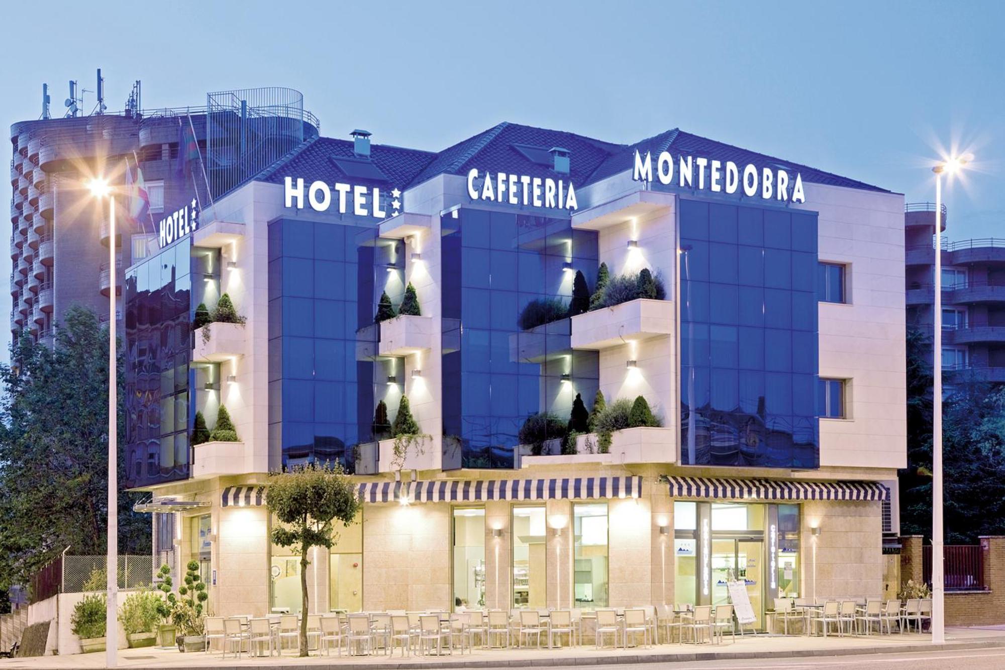 Hotel Montedobra Torrelavega Esterno foto